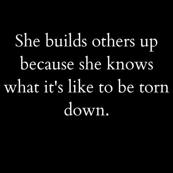 Lives- POP UP TBD , Saturday and Sunday 2pm-10pm like share to be notified - Picture 9 of 14
